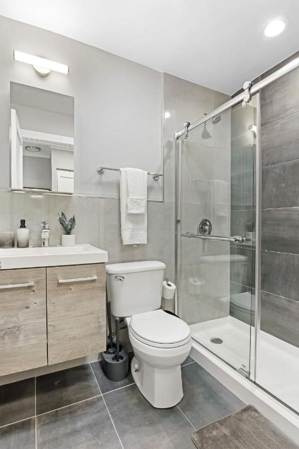 Sophisticated Studio Apartment With Modern Kitchen - Oakdale Od2 Rep Chicago Buitenkant foto